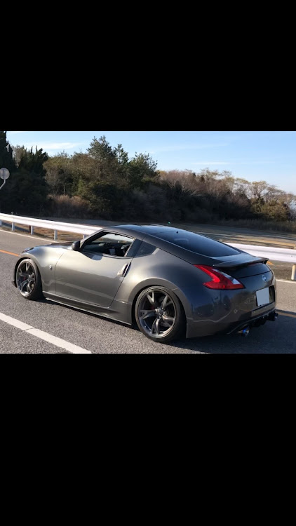 フェアレディZのz34・純正ホイール派に関するカスタム事例の投稿画像1枚目