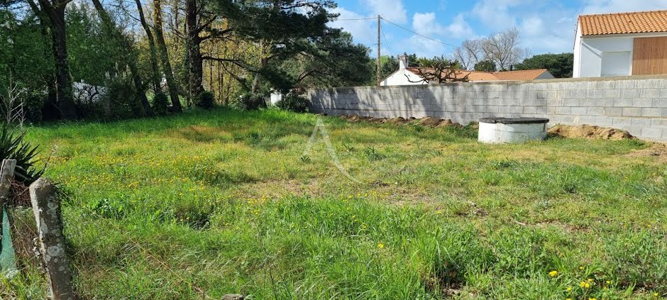 Vente terrain  500 m² à Saint-Hilaire-de-Riez (85270), 81 000 €