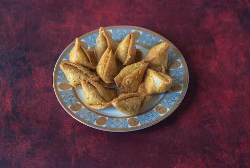 Cocktail Samosa (200 Gms)