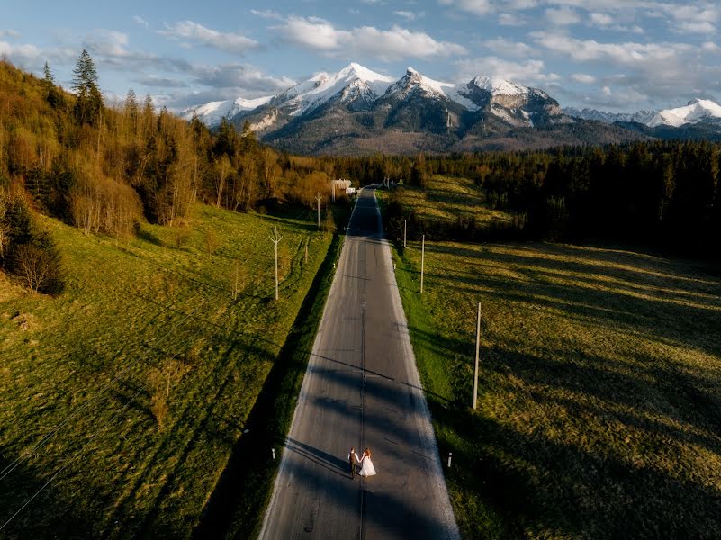 Bröllopsfotograf Paweł Mucha (zakatekwspomnien). Foto av 8 maj 2023