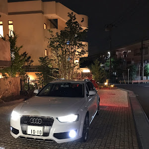 A4オールロード クワトロ 8KCNCA