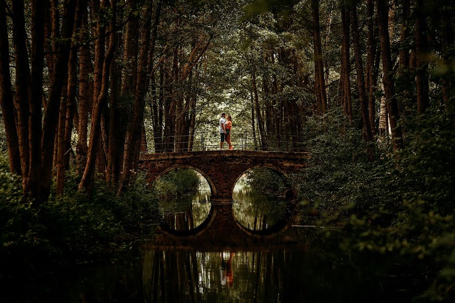 Свадебный фотограф Алексей Горбачёв (lelikblr). Фотография от 23 июля 2019