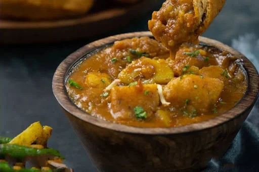 Dry Aloo Matar