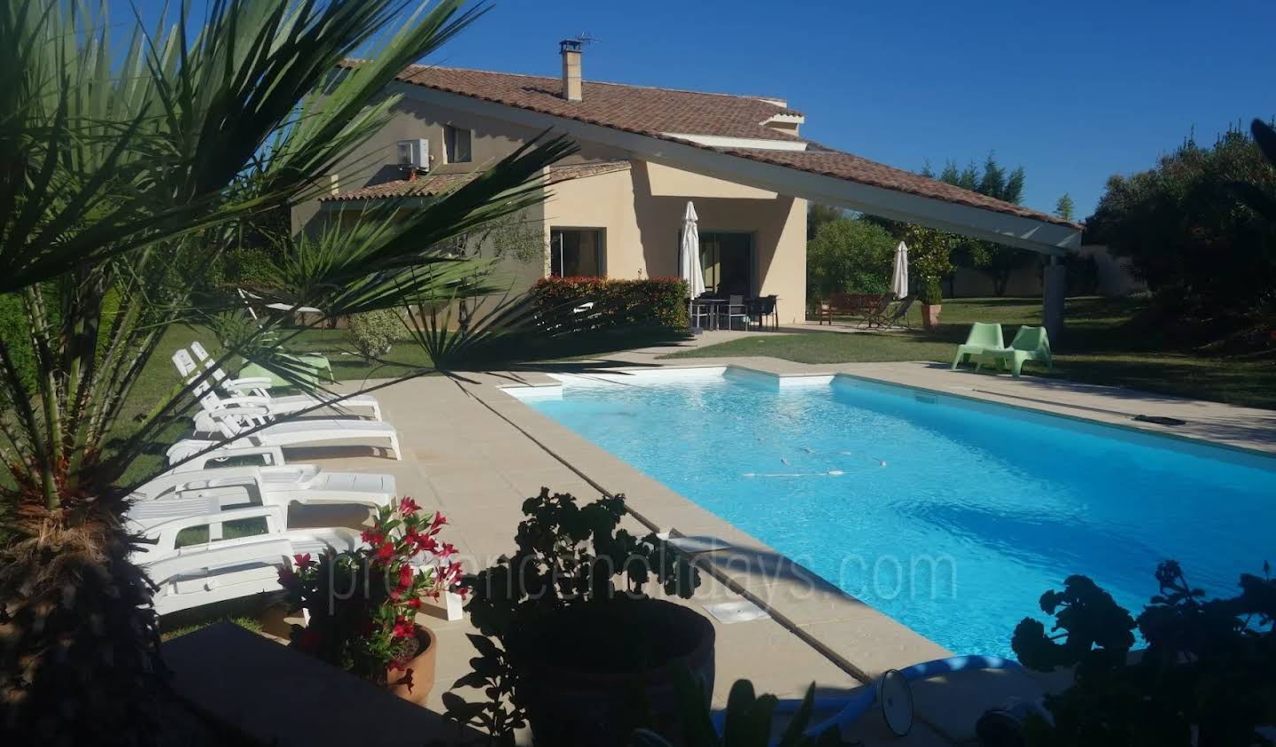 Villa with pool La Roque-sur-Pernes