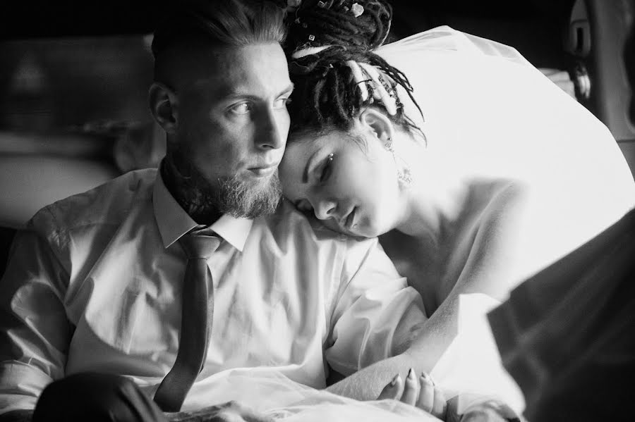 Fotografo di matrimoni Nikolay Danyuk (danukart). Foto del 27 febbraio 2019
