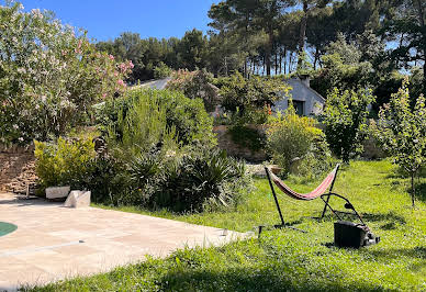 Villa avec piscine et jardin 4