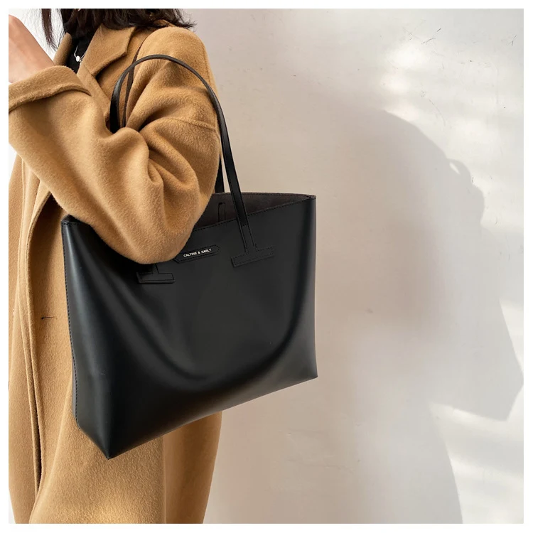 Sac de transport polyvalent à une épaule, sac fourre-tout trois pièces, parfait pour les trajets quotidiens, pratique et élégant pour le travail