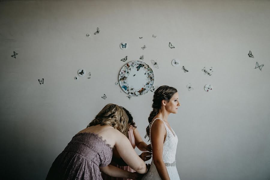 Fotografo di matrimoni Miguel Lemos (miguelemos). Foto del 6 aprile 2020