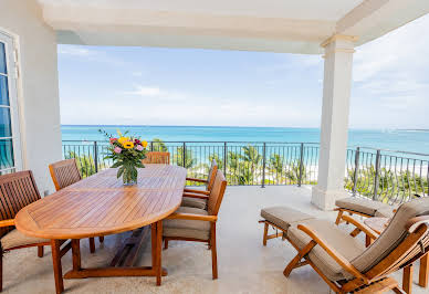 Apartment with terrace and pool 4