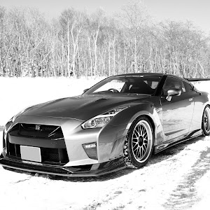 NISSAN GT-R R35