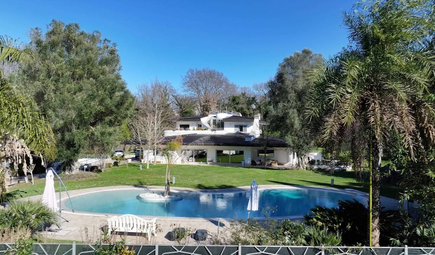 Villa avec piscine et terrasse Rome