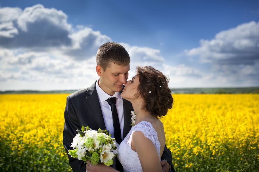 Hochzeitsfotograf Oleg Karakulya (ongel). Foto vom 1. Juni 2015