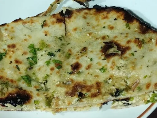 Desi Ghee Paneer Kulcha