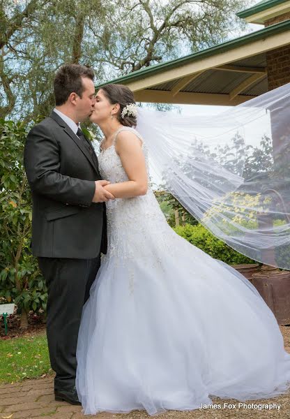 Wedding photographer James Fox (jamesfox). Photo of 13 February 2019