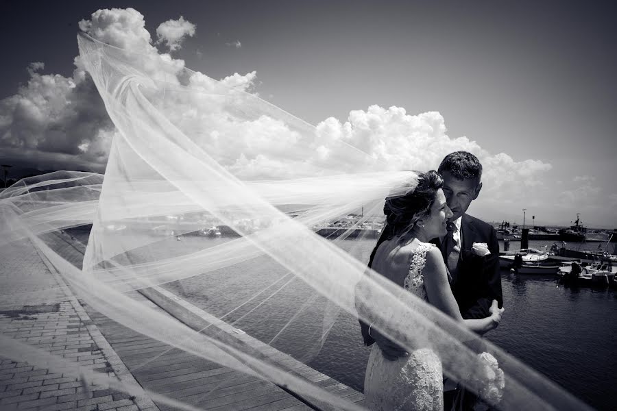 Vestuvių fotografas Gianluca Cerrata (gianlucacerrata). Nuotrauka 2019 liepos 16