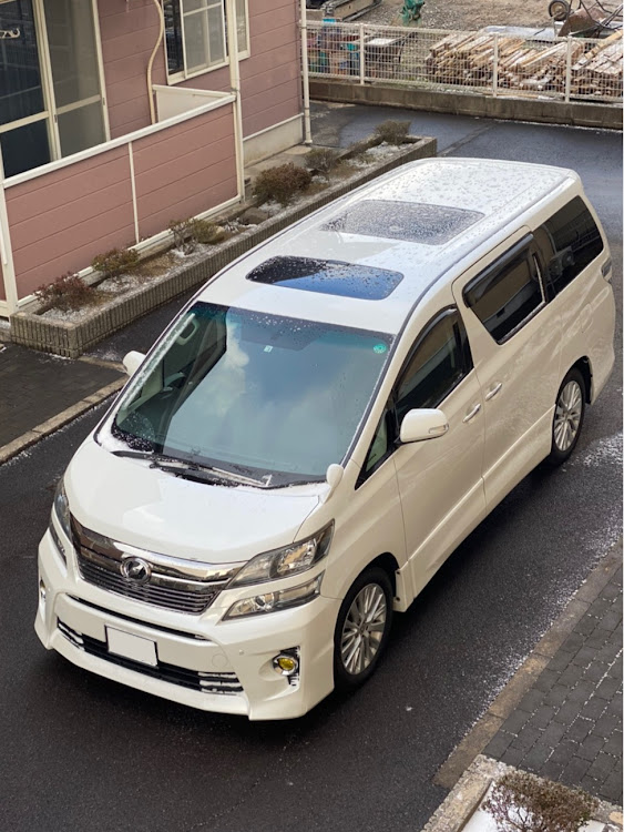ヴェルファイアの20系ヴェルファイア・ヴェルファイア・20系・雪いらない・洗車したいに関するカスタム事例の投稿画像1枚目