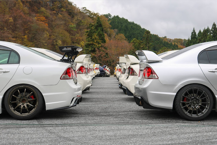 シビックタイプRのFD2OMT・ホイール交換・CE28N-plus・新作ホイール・走りたい欲求不満。に関するカスタム事例の投稿画像5枚目