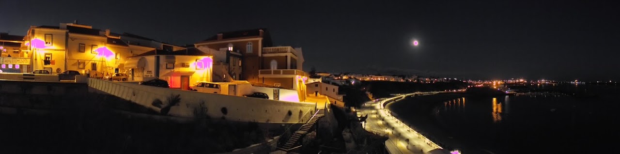 As paisagens apaixonantes desconhecidas nos períodos de nocturna e de dia no centro histórico para a oceânica costeira no sul de Sines  6BP3IQi3DITdB-NBu1I8M3ZpPcx5KmzW6lZVYCZsBoo=w1280-h318-no