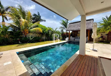 Villa with pool and terrace 15