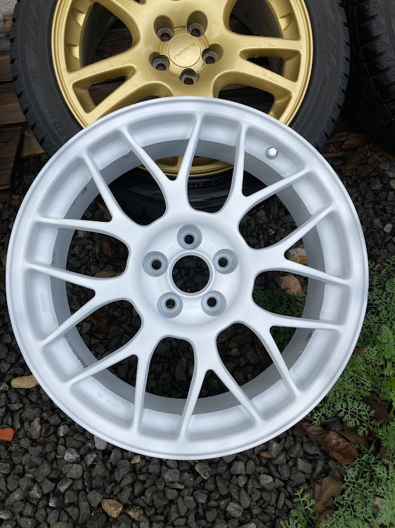 インプレッサ WRX STIの北海道・ホイールリペア・やっと晴れた・マジックアワー遅刻マン・一眼レフ修行中に関するカスタム事例の投稿画像6枚目
