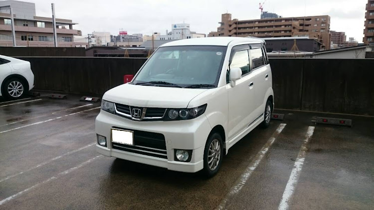 ゼストスパークの今日のベストショット📸・毎日寒いですね・お気に入りの駐車場・新潟市のTV局に関するカスタム事例の投稿画像1枚目