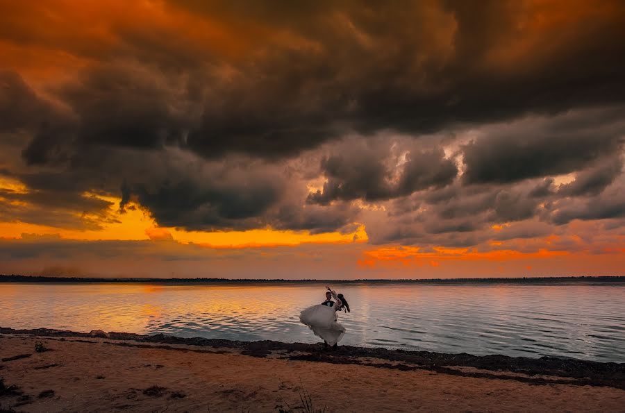 Fotografer pernikahan Pavel Gomzyakov (pavelgo). Foto tanggal 25 September 2021