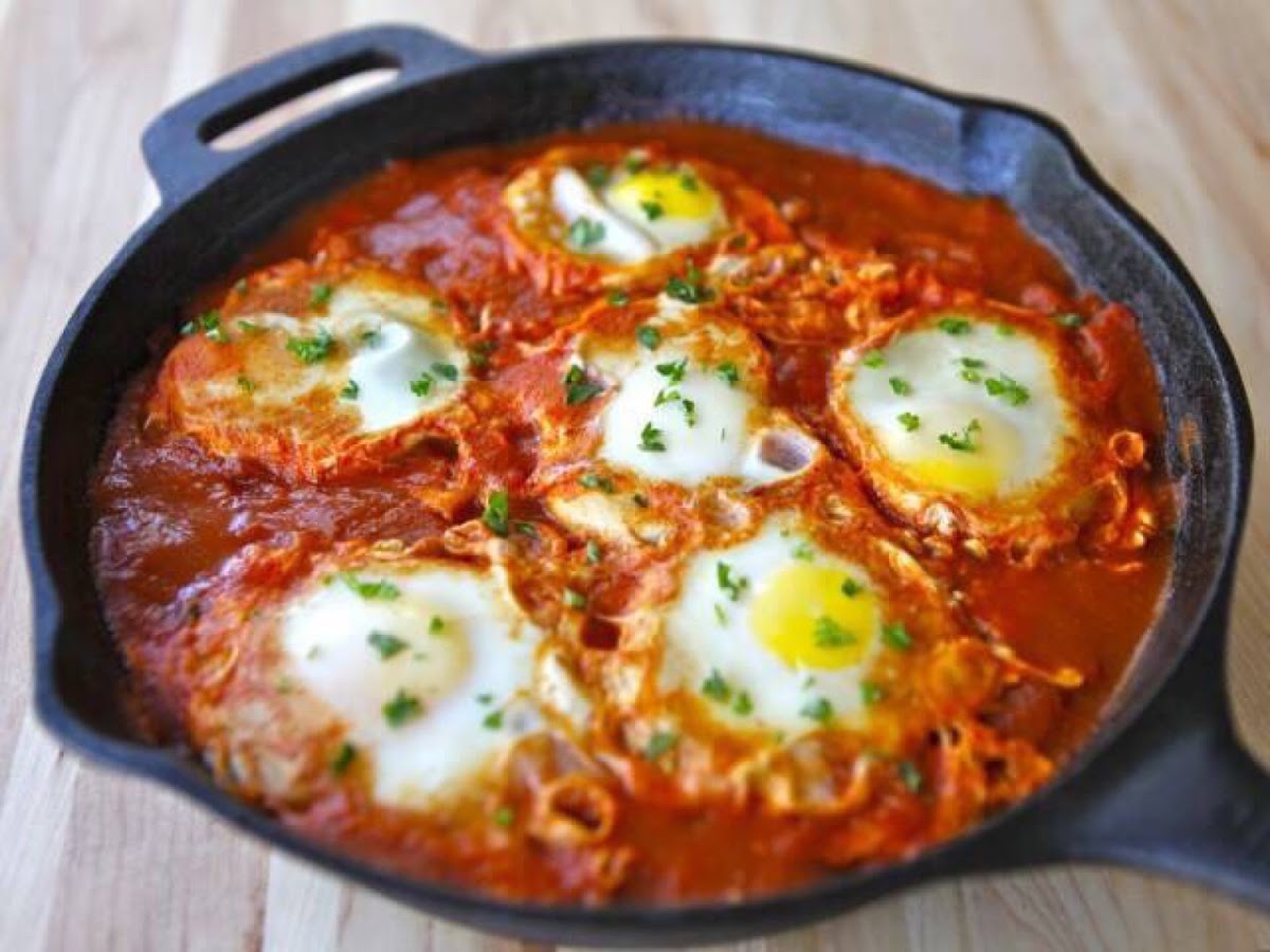 Vegan gluten free shakshuka dish