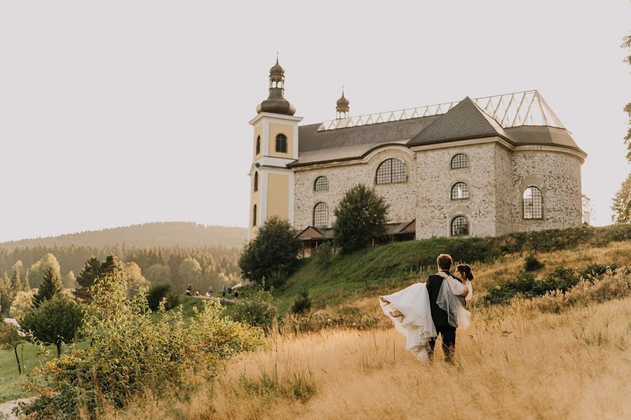 Wedding photographer Lenka Vaníčková (lenkavanickova). Photo of 16 October 2023