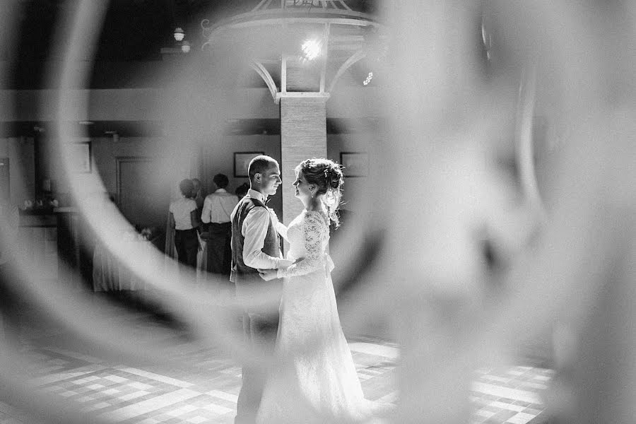 婚禮攝影師Alena Zhuravleva（zhuravleva）。2016 10月15日的照片
