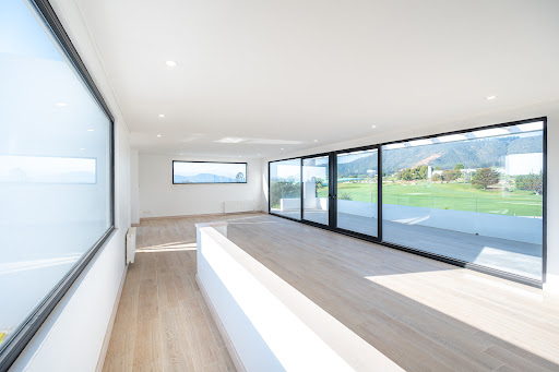 Maison avec jardin et terrasse 3