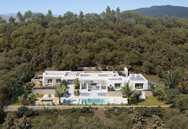 Maison avec piscine et jardin 11