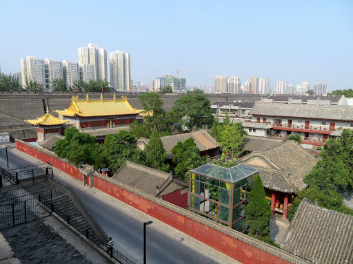 Xi'an City wall bike ride China 2016