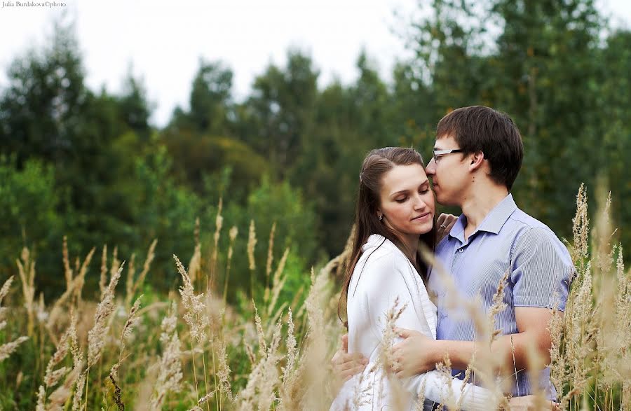 Wedding photographer Yuliya Burdakova (juliburdakova). Photo of 26 September 2013