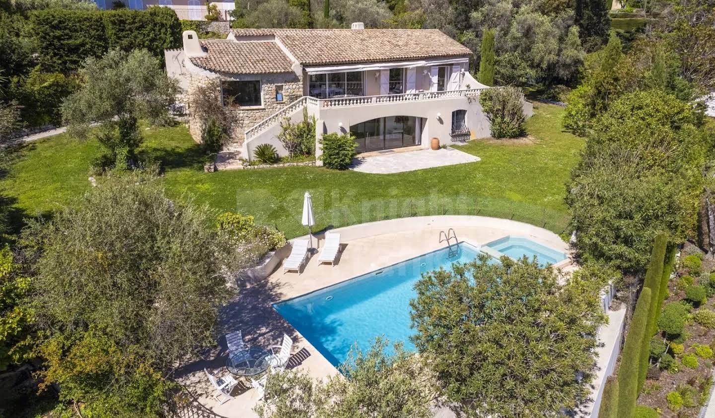 Villa with pool and terrace Mougins