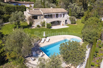 villa à Mougins (06)