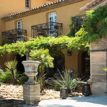 Villa Marie Saint-Tropez front entrance