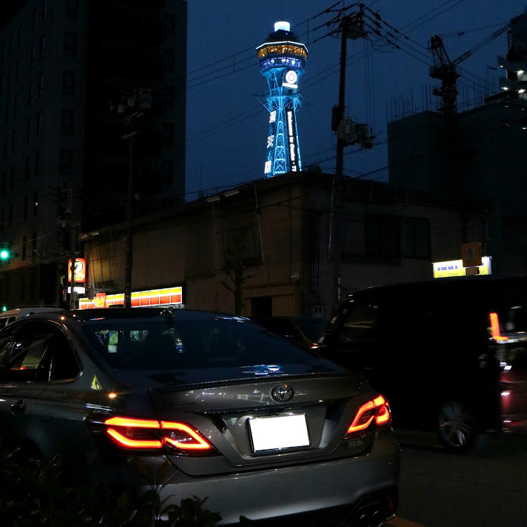 クラウンセダンの大相撲三月場所・大阪府立体育館・南海なんば駅・通天閣・ラーメン大戦争に関するカスタム事例の投稿画像5枚目