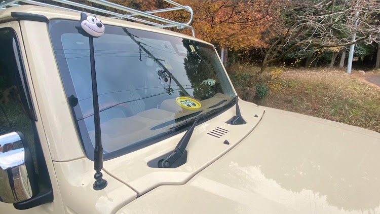 ジムニーのジムニーJB64W・ジムニー・車中泊・ジムニーのある生活・ダッシュマットに関するカスタム事例の投稿画像3枚目
