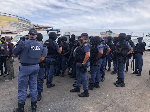 Police arrive in Gqeberha to track down arsonists responsible for the destruction of property that took place on Wednesday.