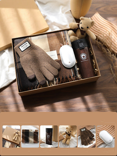 Title 1, Mens Practical Scarf Gift Box Set The perfect ...