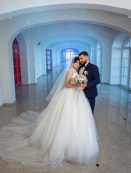 Fotografo di matrimoni Renat Khismatulin (renatphoto). Foto del 11 aprile 2020