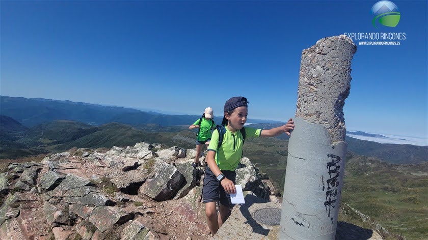 Pico Cornón desde Lumajo: Un Pico Majestuoso en León