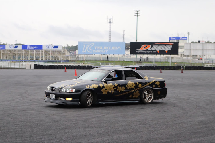 チェイサーの2019ベストショット・車検完了・ももちゃん会会員募集中・ドリフト！に関するカスタム事例の投稿画像2枚目