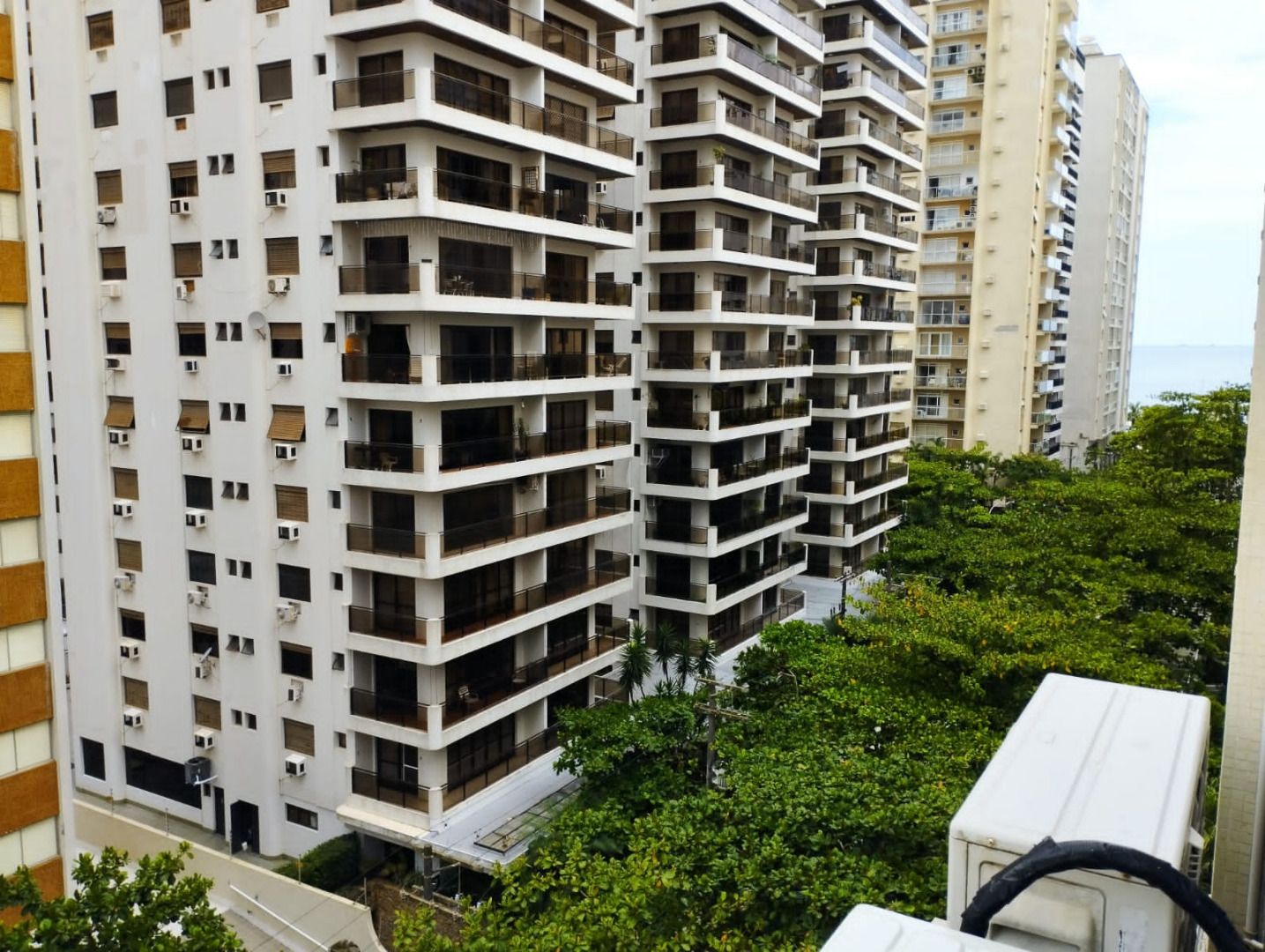 Apartamentos à venda Morro do Maluf