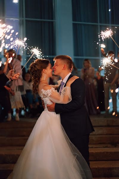 Fotógrafo de casamento Kseniya Pokrovskaya (ananasikkse). Foto de 2 de fevereiro 2020