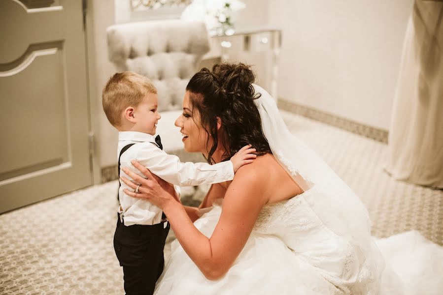 Nhiếp ảnh gia ảnh cưới Jamie Schroeder (hellolovely). Ảnh của 25 tháng 4 2019