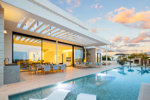 Modern villa with pool and terrace - Villa purchase in Marbella, 7 rooms, 6 bedrooms