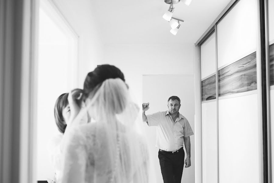 Wedding photographer Mikhail Rodionov (miha). Photo of 26 October 2015