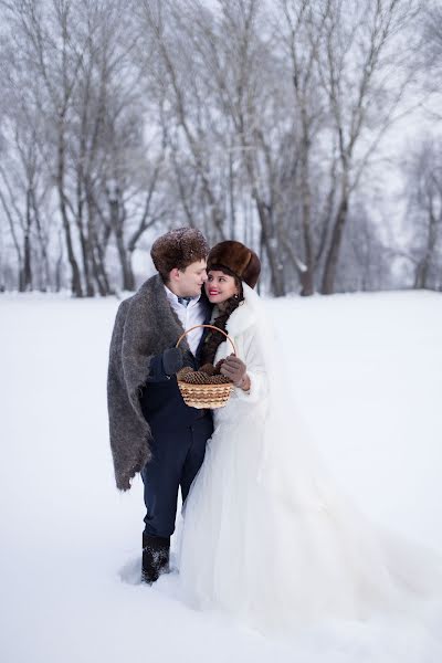 Wedding photographer Irishka Maksimenkova (irishkamaks). Photo of 1 March 2016