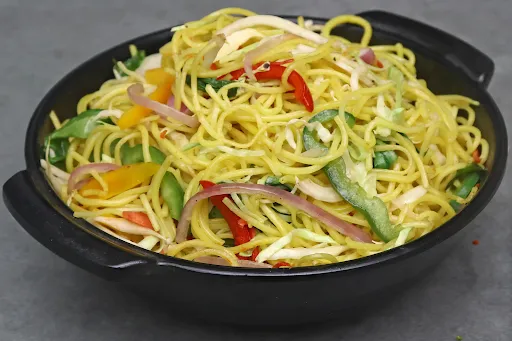 Veg Hakka Noodles